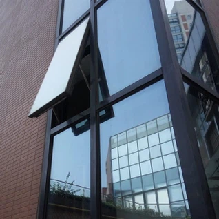 Paret de vidre exterior